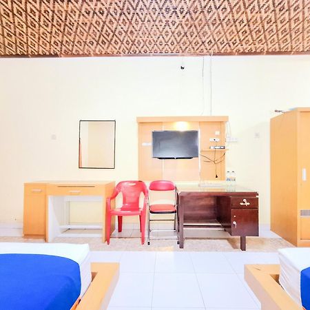 Hotel Family Syariah 1 Parangtritis Redpartner Dış mekan fotoğraf
